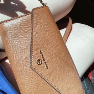 Michael Kors cross body purse